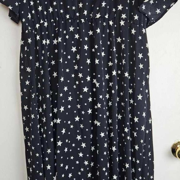 Shein Curve Long Black Dress with White stars, thin and flows beautifully, 4X - Picture 3 of 9